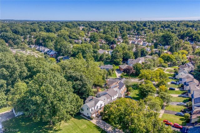 2127 Lyndway Road, Beachwood, OH 44122