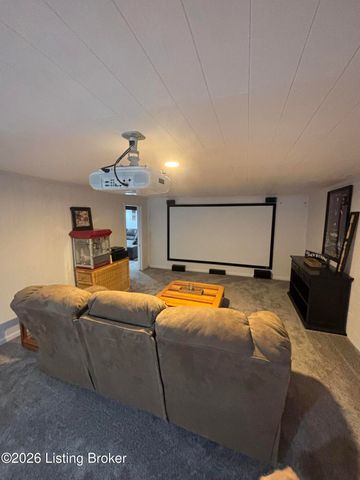 10911 Falkirk Rd, Louisville, KY 40243