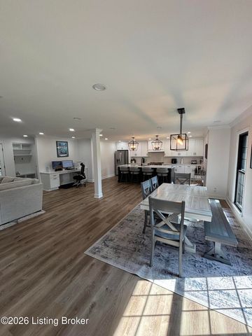 10911 Falkirk Rd, Louisville, KY 40243