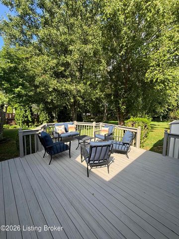 10911 Falkirk Rd, Louisville, KY 40243