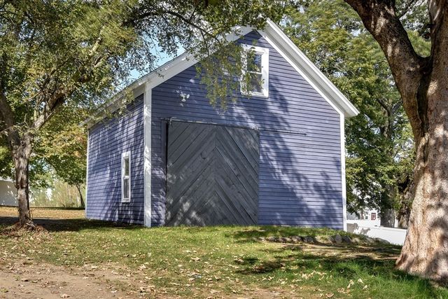 136 Commonwealth Rd, Wayland, MA 01778