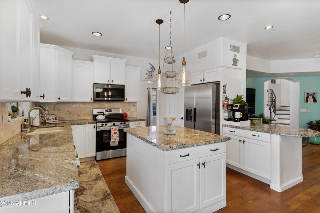 Image 18 of property listing at 1753 E BOSTON Circle, Chandler, AZ 85225
