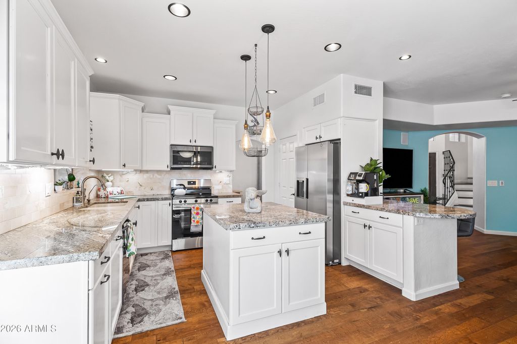 Image 26 of property listing at 1753 E BOSTON Circle, Chandler, AZ 85225
