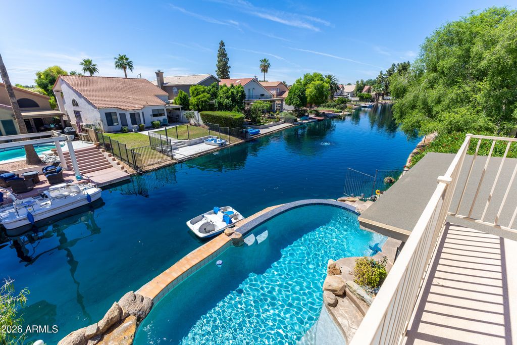 Image 36 of property listing at 1753 E BOSTON Circle, Chandler, AZ 85225