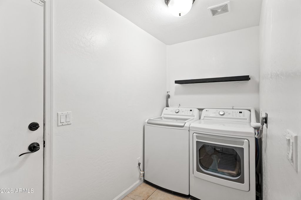 Image 47 of property listing at 1753 E BOSTON Circle, Chandler, AZ 85225