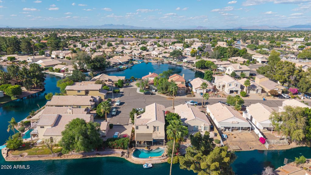 Image 76 of property listing at 1753 E BOSTON Circle, Chandler, AZ 85225