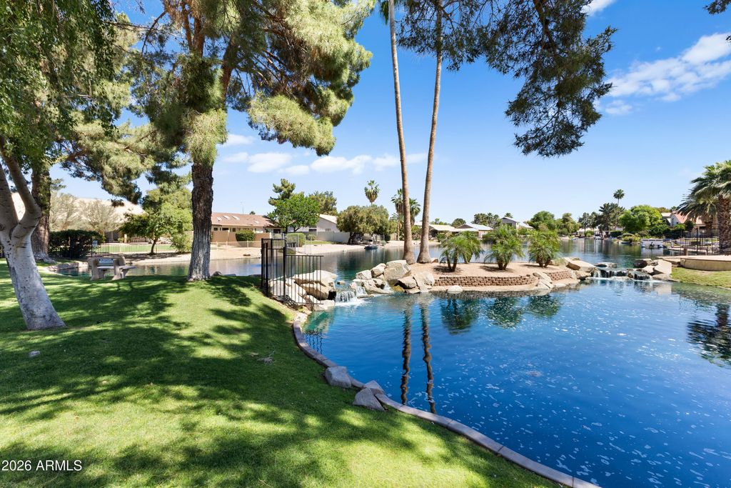 Image 93 of property listing at 1753 E BOSTON Circle, Chandler, AZ 85225