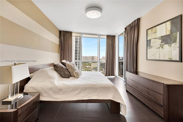 18201 Collins Ave 1507, Sunny Isles Beach, FL 33160