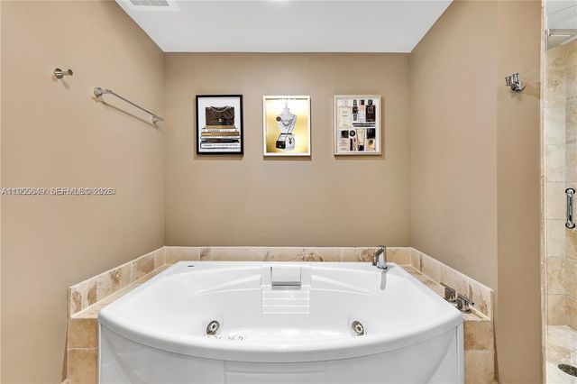 18201 Collins Ave 1507, Sunny Isles Beach, FL 33160