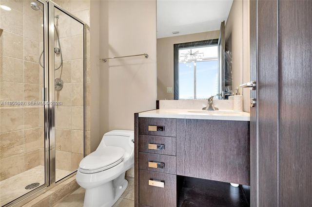 18201 Collins Ave 1507, Sunny Isles Beach, FL 33160