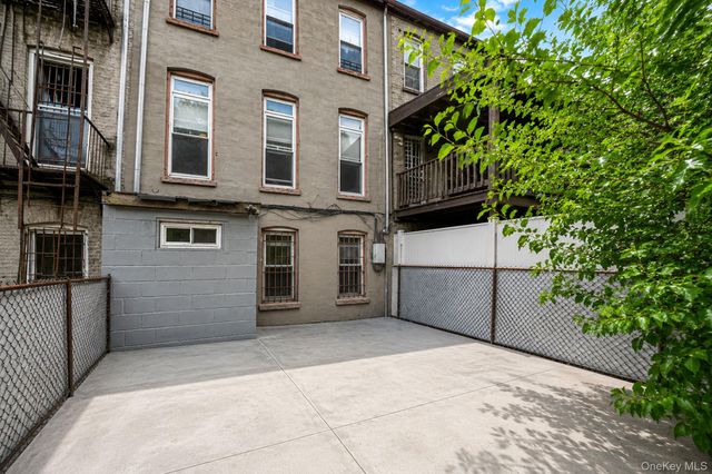 571 Macon Street, Brooklyn, NY 11233