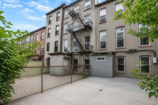 571 Macon Street, Brooklyn, NY 11233