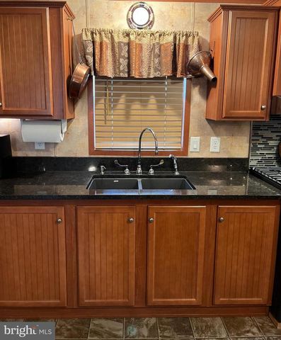 51 HELENA LN, Carlisle, PA 17015