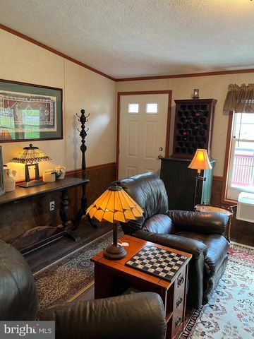 51 HELENA LN, Carlisle, PA 17015