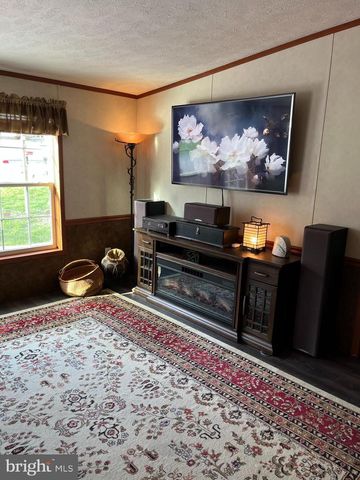 51 HELENA LN, Carlisle, PA 17015