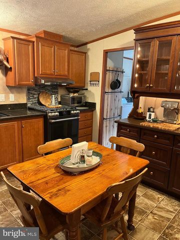 51 HELENA LN, Carlisle, PA 17015