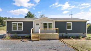 338 Greenbriar Rd, Sweetwater, TN 37874
