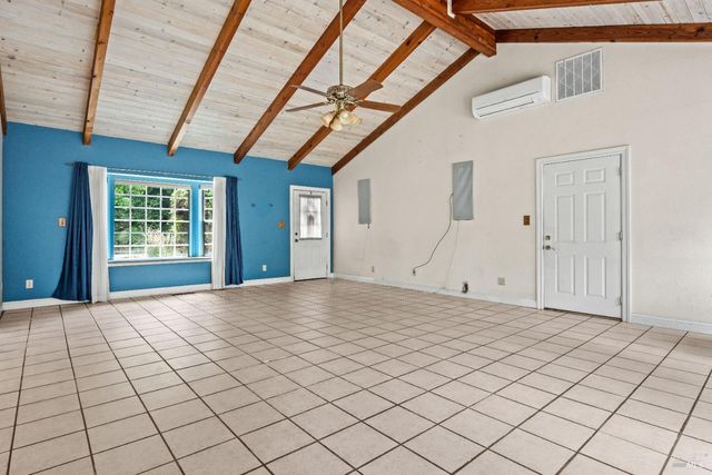 84 School St, Willits, CA 95490