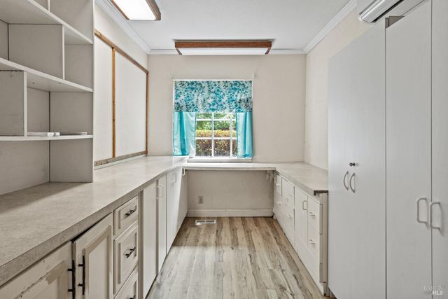 84 School St, Willits, CA 95490