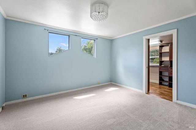 84 School St, Willits, CA 95490