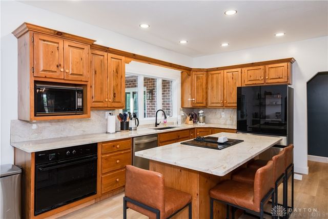 4341 Lone Wolf Avenue, Springfield, OH 45502