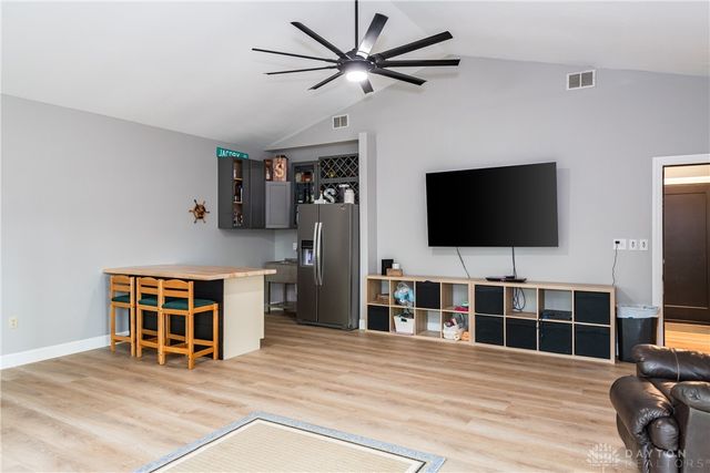 4341 Lone Wolf Avenue, Springfield, OH 45502