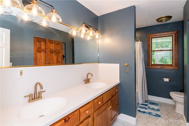 4341 Lone Wolf Avenue, Springfield, OH 45502
