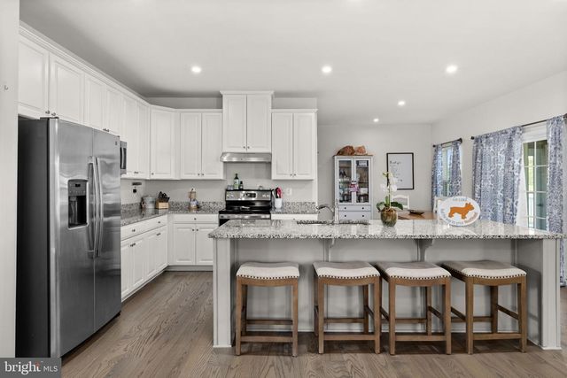 8402 CHISWELL CT, Spotsylvania, VA 22551