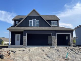 3717 E GLADIOLUS PLACE, Appleton, WI 54913