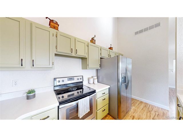 533 Canyon View Dr, Golden, CO 80403