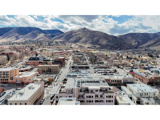 533 Canyon View Dr, Golden, CO 80403