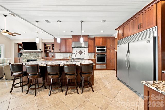 19318 Mary Ardrey Circle, Cornelius, NC 28031