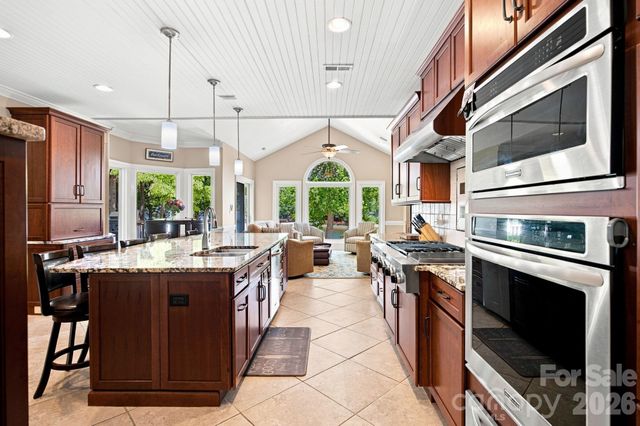 19318 Mary Ardrey Circle, Cornelius, NC 28031