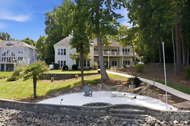 19318 Mary Ardrey Circle, Cornelius, NC 28031
