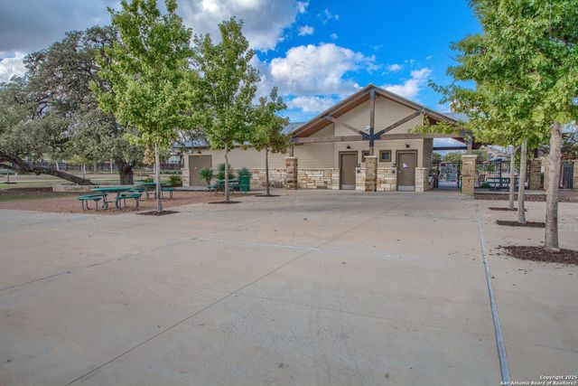 815 RED CROSSBILL, San Antonio, TX 78253
