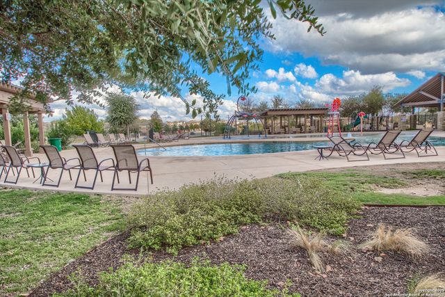 815 RED CROSSBILL, San Antonio, TX 78253