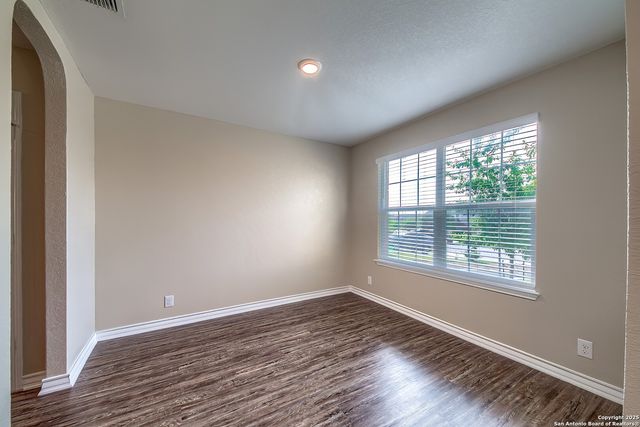 815 RED CROSSBILL, San Antonio, TX 78253