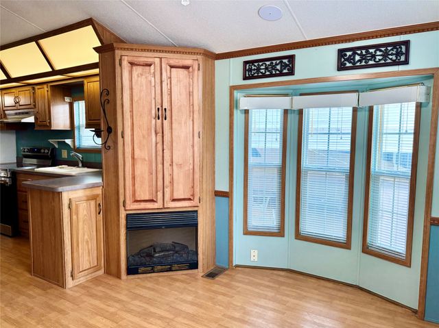710 Brazos Harbor Circle, Granbury, TX 76048