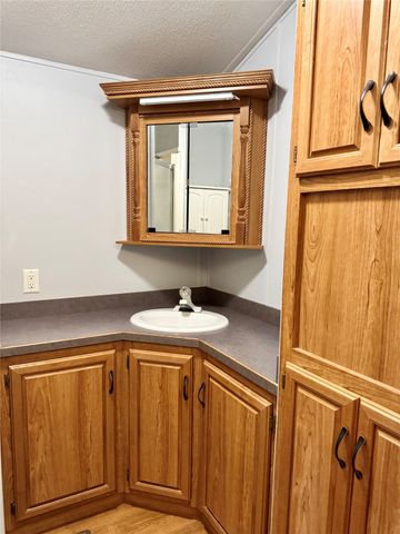 710 Brazos Harbor Circle, Granbury, TX 76048