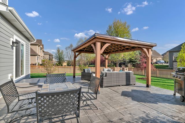 3679 Broadleaf Avenue, Elgin, IL 60124