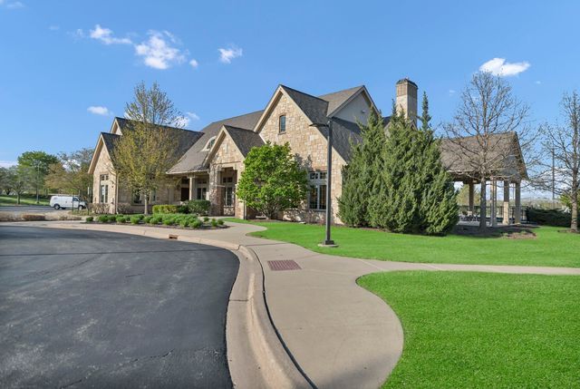 3679 Broadleaf Avenue, Elgin, IL 60124