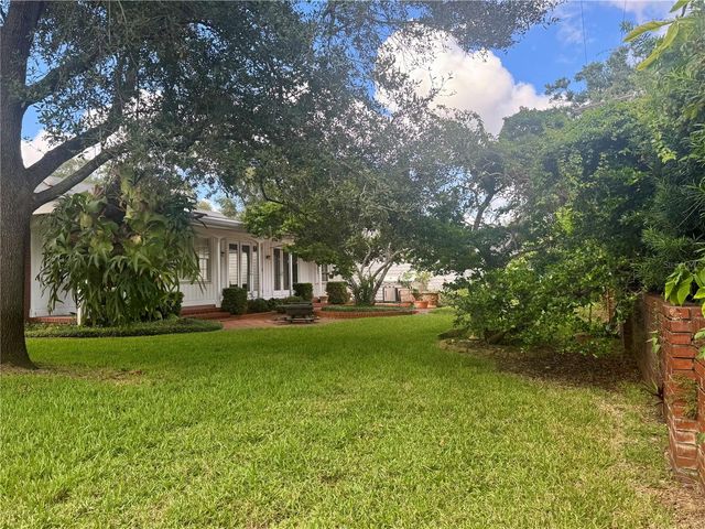 912 S HIMES AVENUE, Tampa, FL 33629