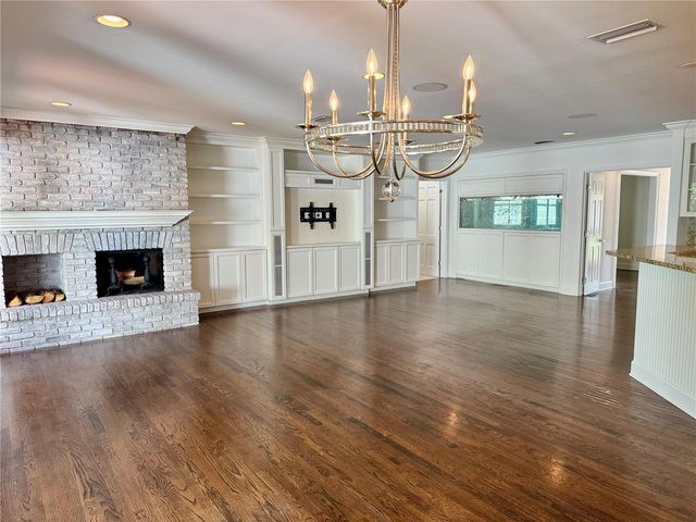 912 S HIMES AVENUE, Tampa, FL 33629