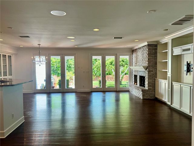 912 S HIMES AVENUE, Tampa, FL 33629