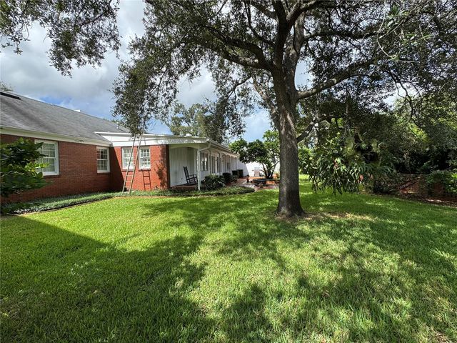 912 S HIMES AVENUE, Tampa, FL 33629