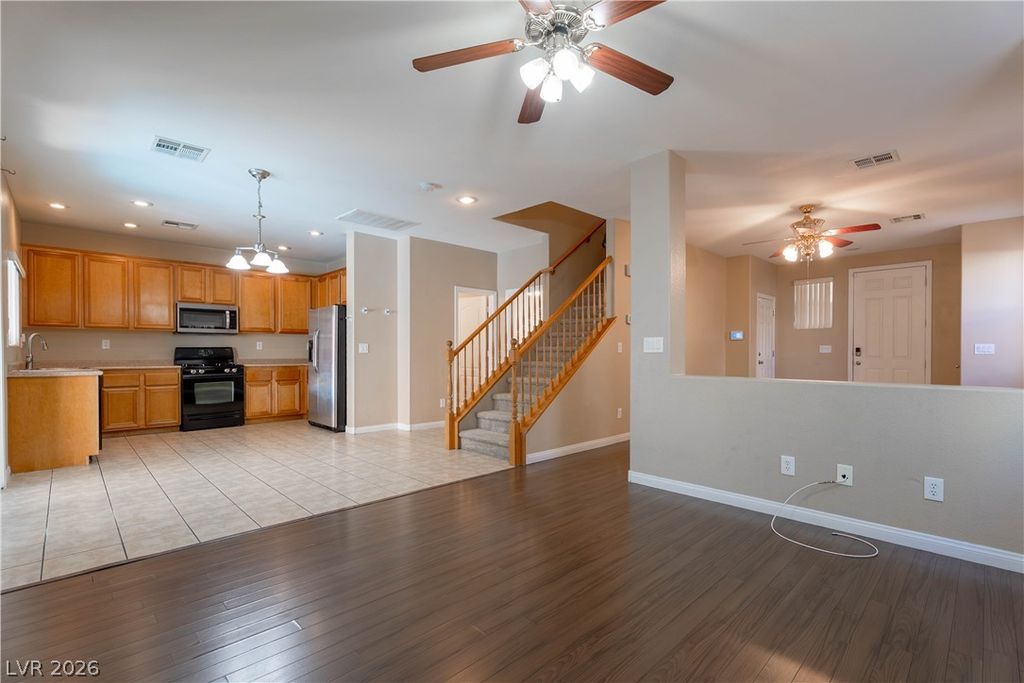 5336 Welch Valley Avenue, Las Vegas, NV 89131 — photo 4