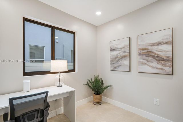 701 sw 17th st 701, Fort Lauderdale, FL 33315