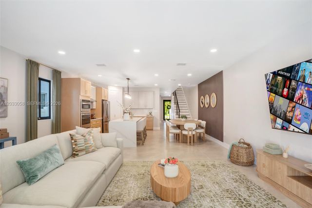 701 sw 17th st 701, Fort Lauderdale, FL 33315