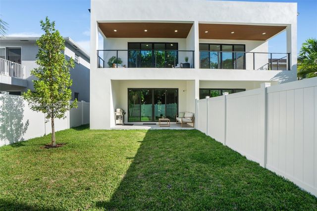 701 sw 17th st 701, Fort Lauderdale, FL 33315