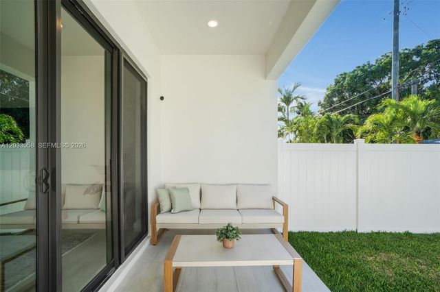 701 sw 17th st 701, Fort Lauderdale, FL 33315